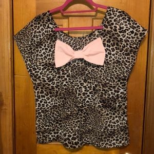 LEOPARD BLOUSE WITH PEACH BOW BACK
